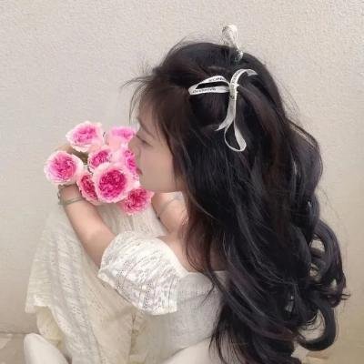 女孩和蜘蛛